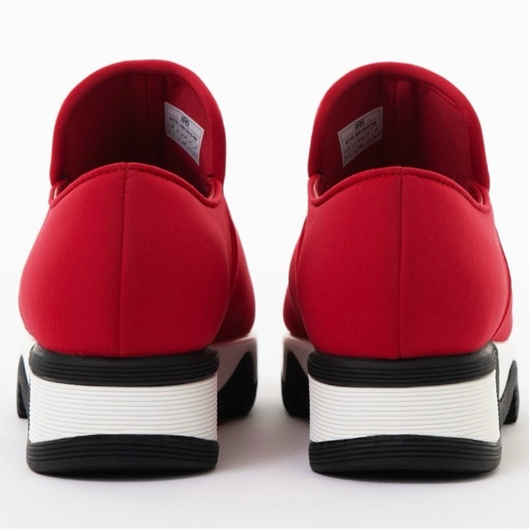 NIB IRI WES I Red Low Top Unisex Sneaker Women's Size 12 Mens Size 10.5 - Picture 8 of 8